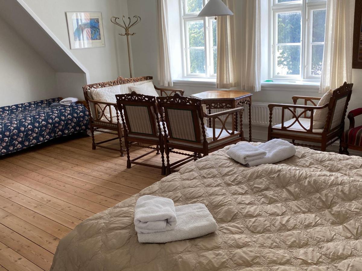 Double Room,1425546235:JPEG