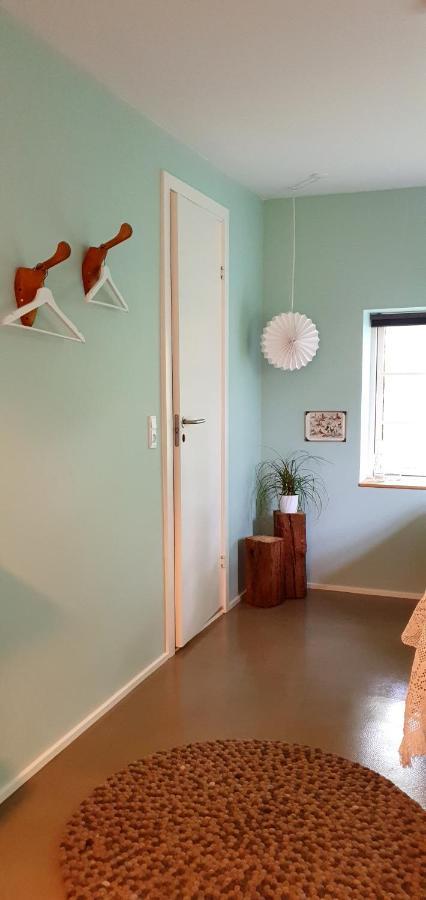 Dobbeltværelse med eget badeværelse