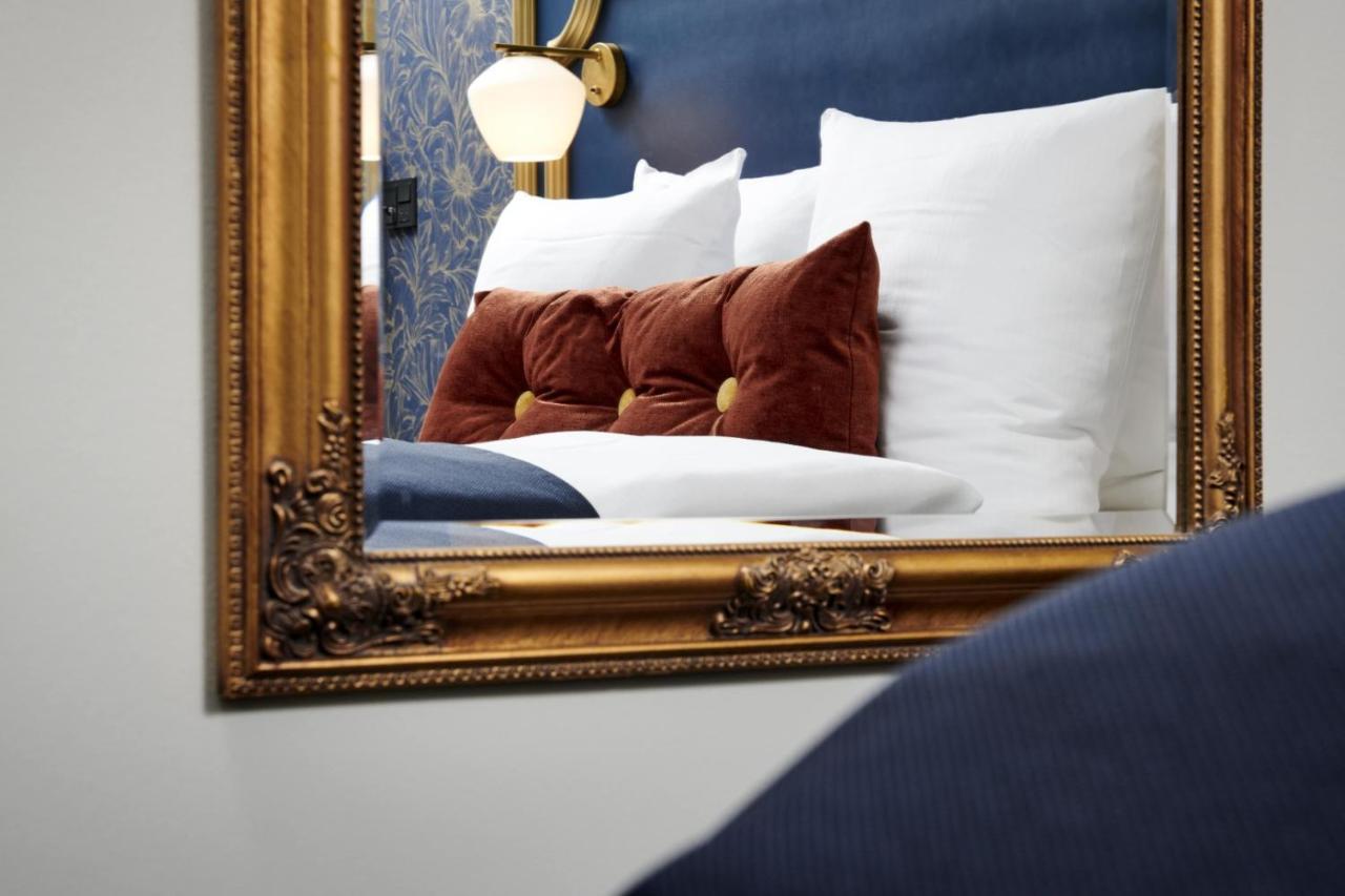 Small Double Room,1691987464:JPEG