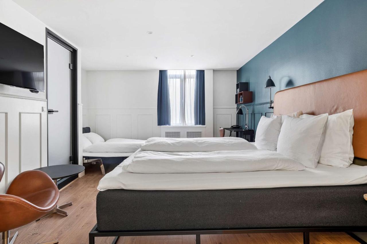 Premium Room with Sofa Bed,1349793094:JPEG