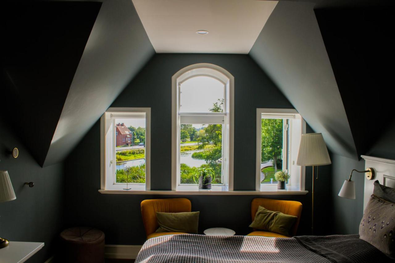 Double Room with Lake View,1356683600:JPEG