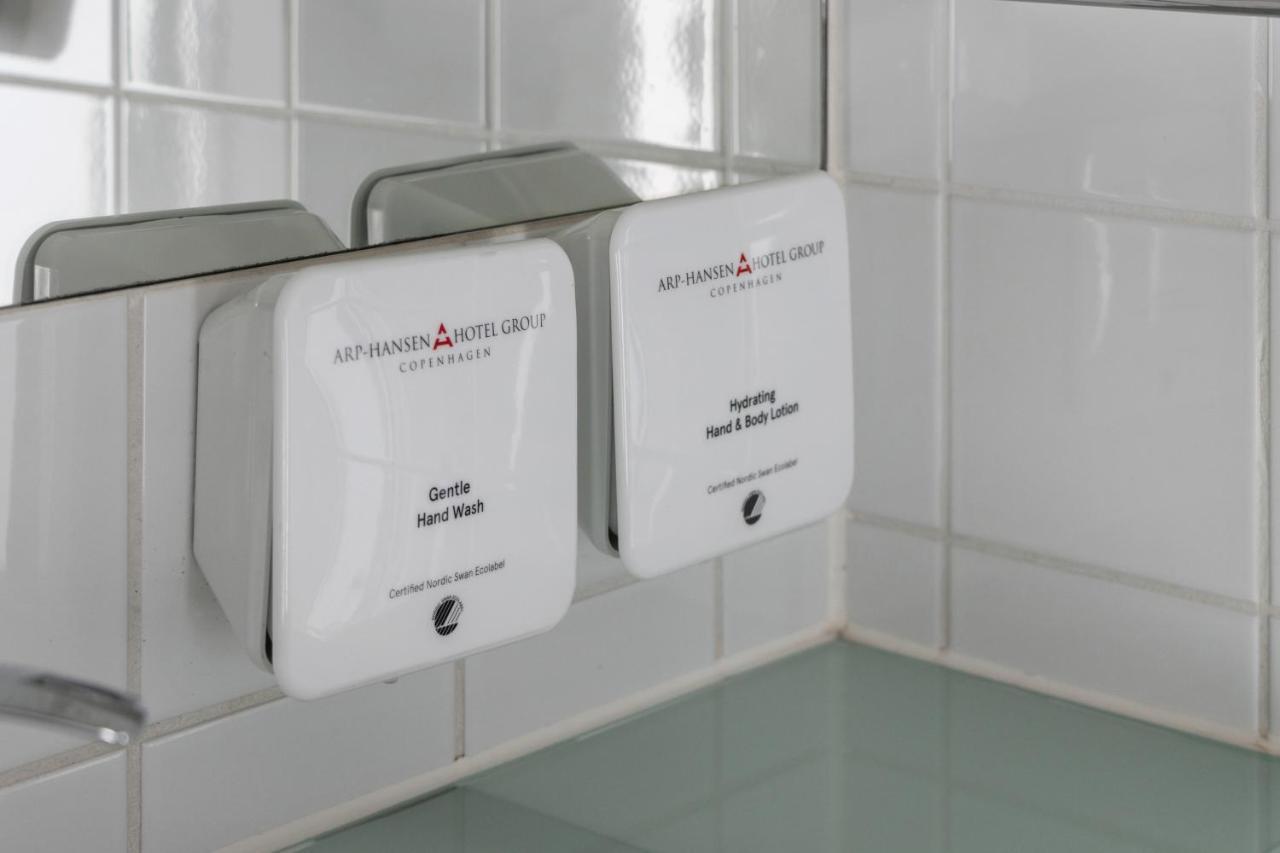 Standard Double Room,1660282647:JPEG