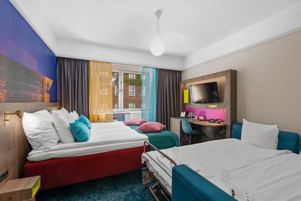Classic Room Six