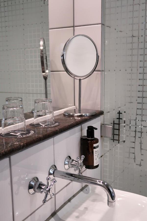 Standard Twin Room,1366420061:JPEG