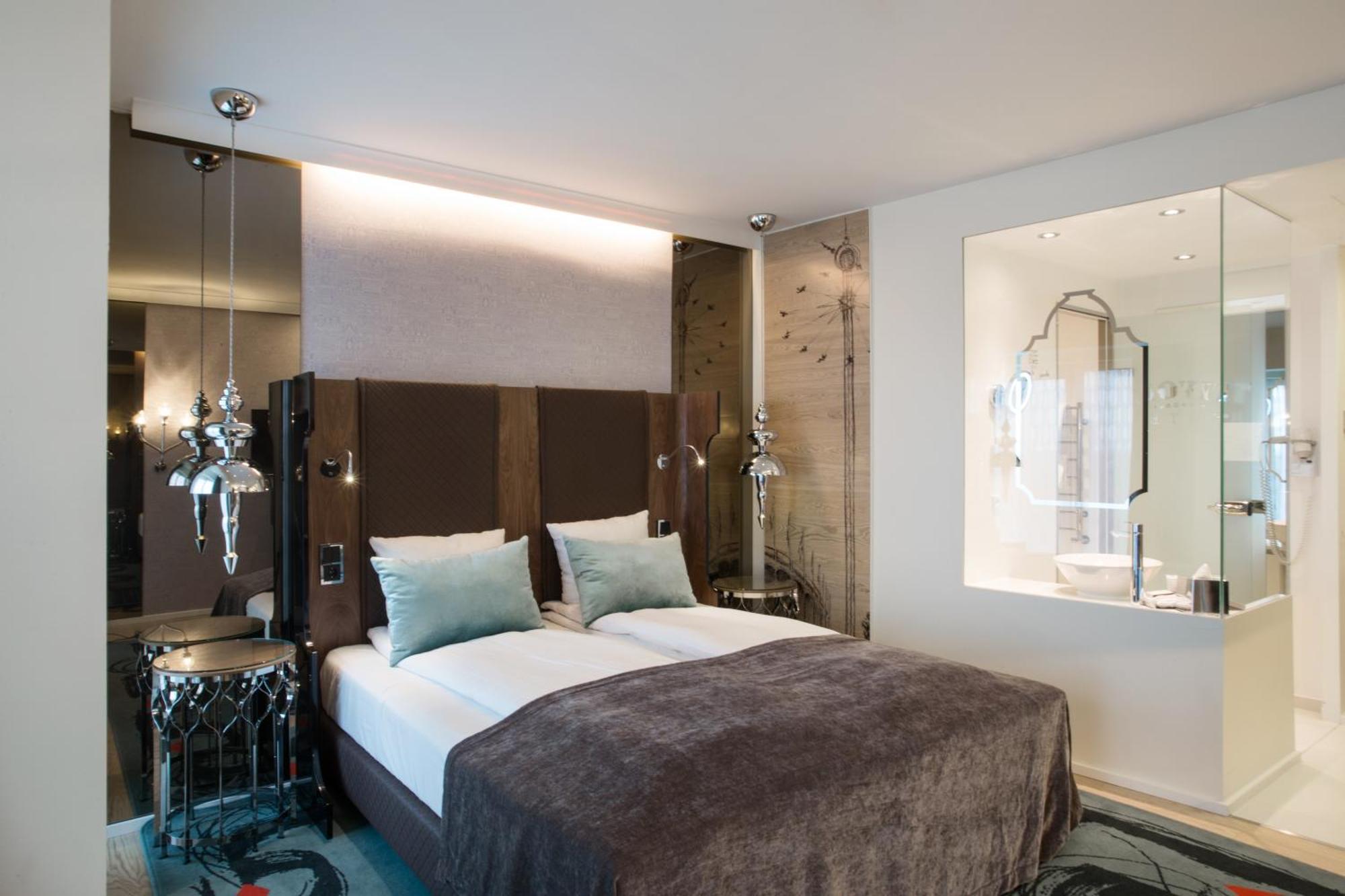 Deluxe King Room,1382475746:JPEG