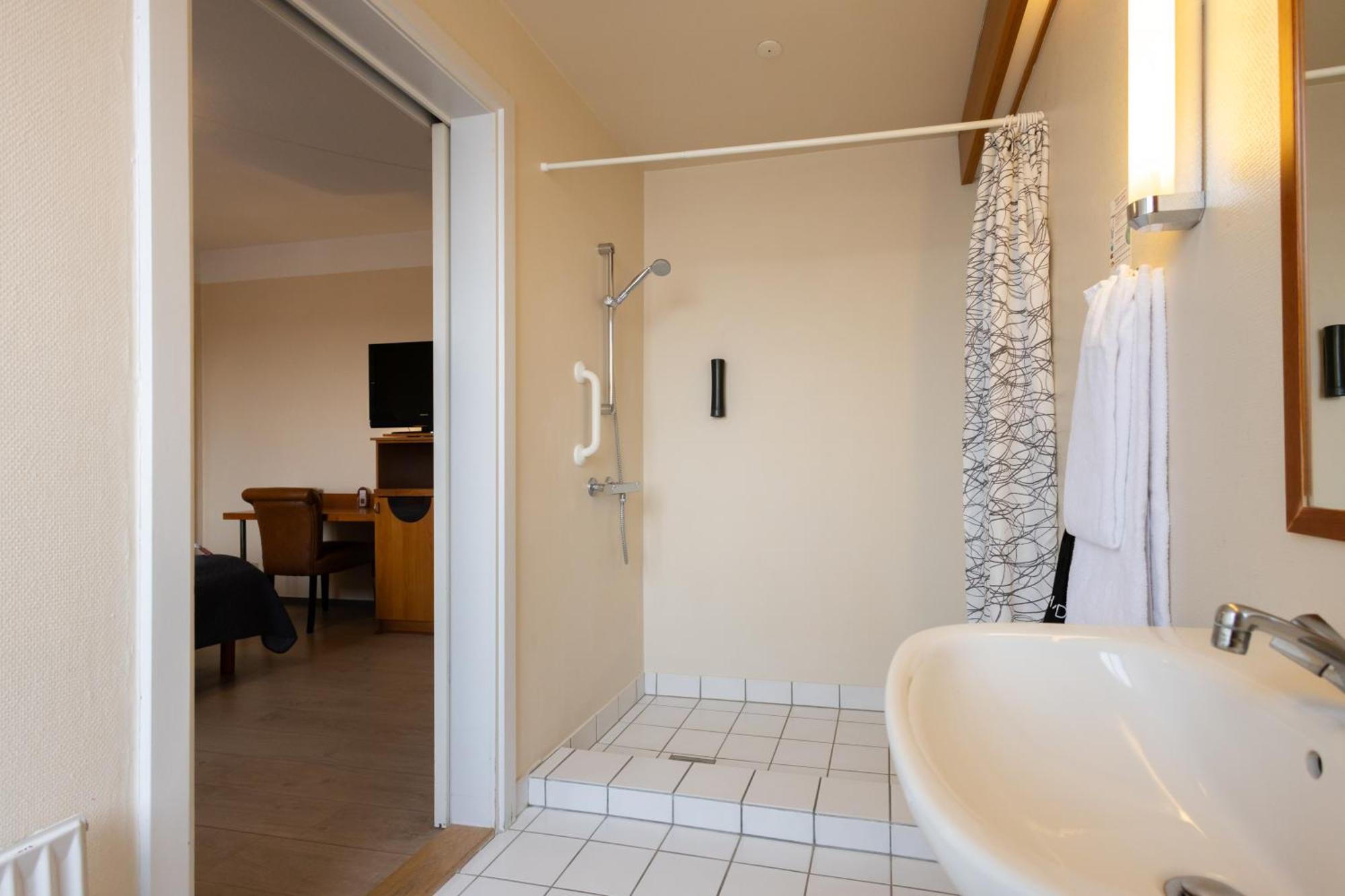 Triple Room,1499011618:JPEG