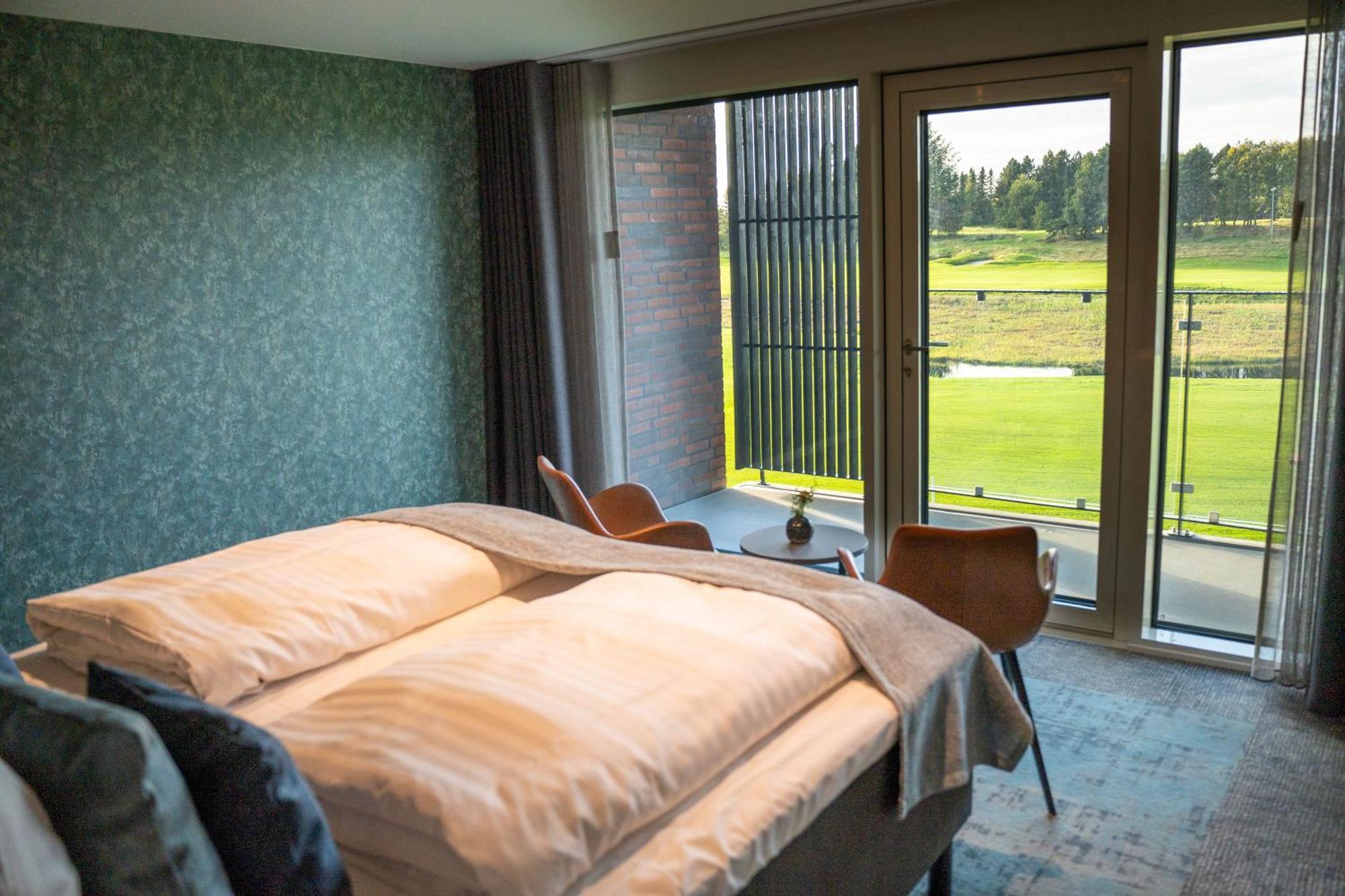 Two-Bedroom Suite,1525681837:JPEG