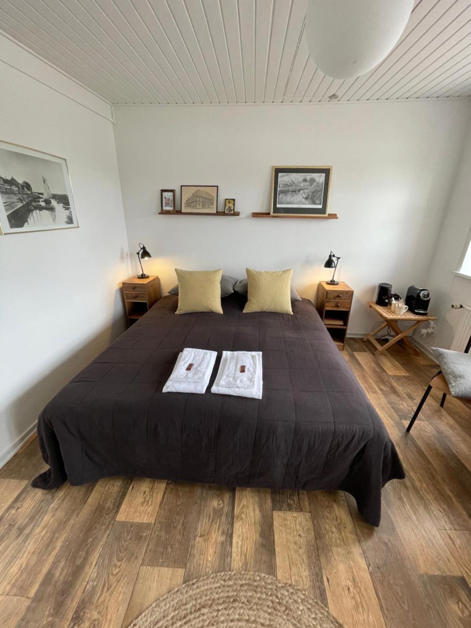 Double Room Private External Bathroom