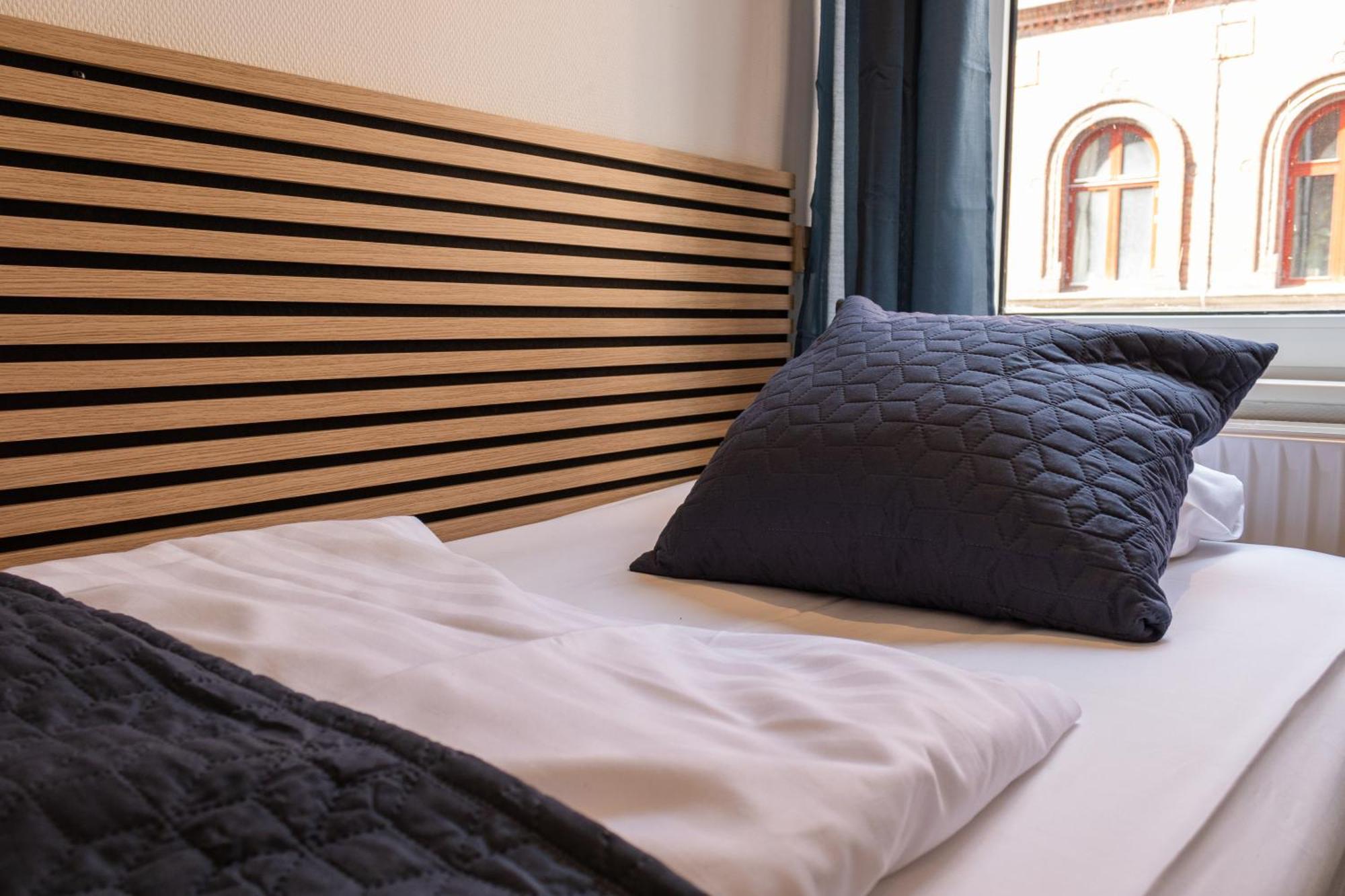 Small Single Room