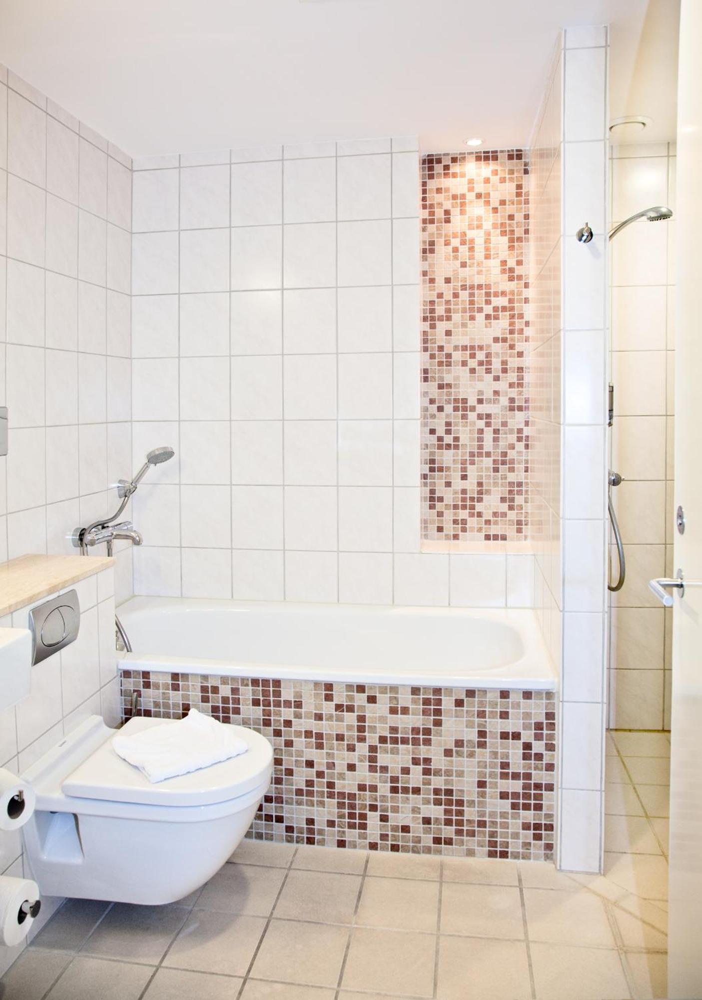 Deluxe Double Room,1590337804:JPEG