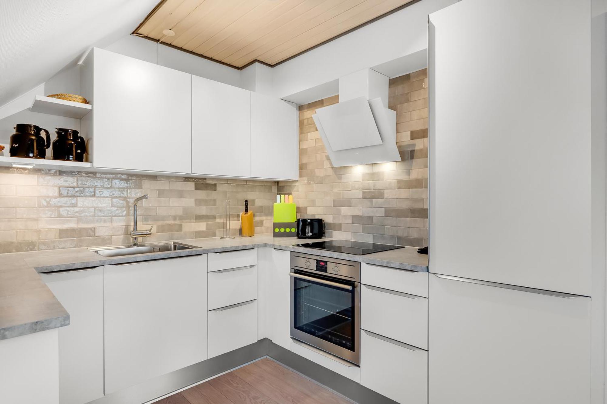 Four-Bedroom Apartment,1591234147:JPEG