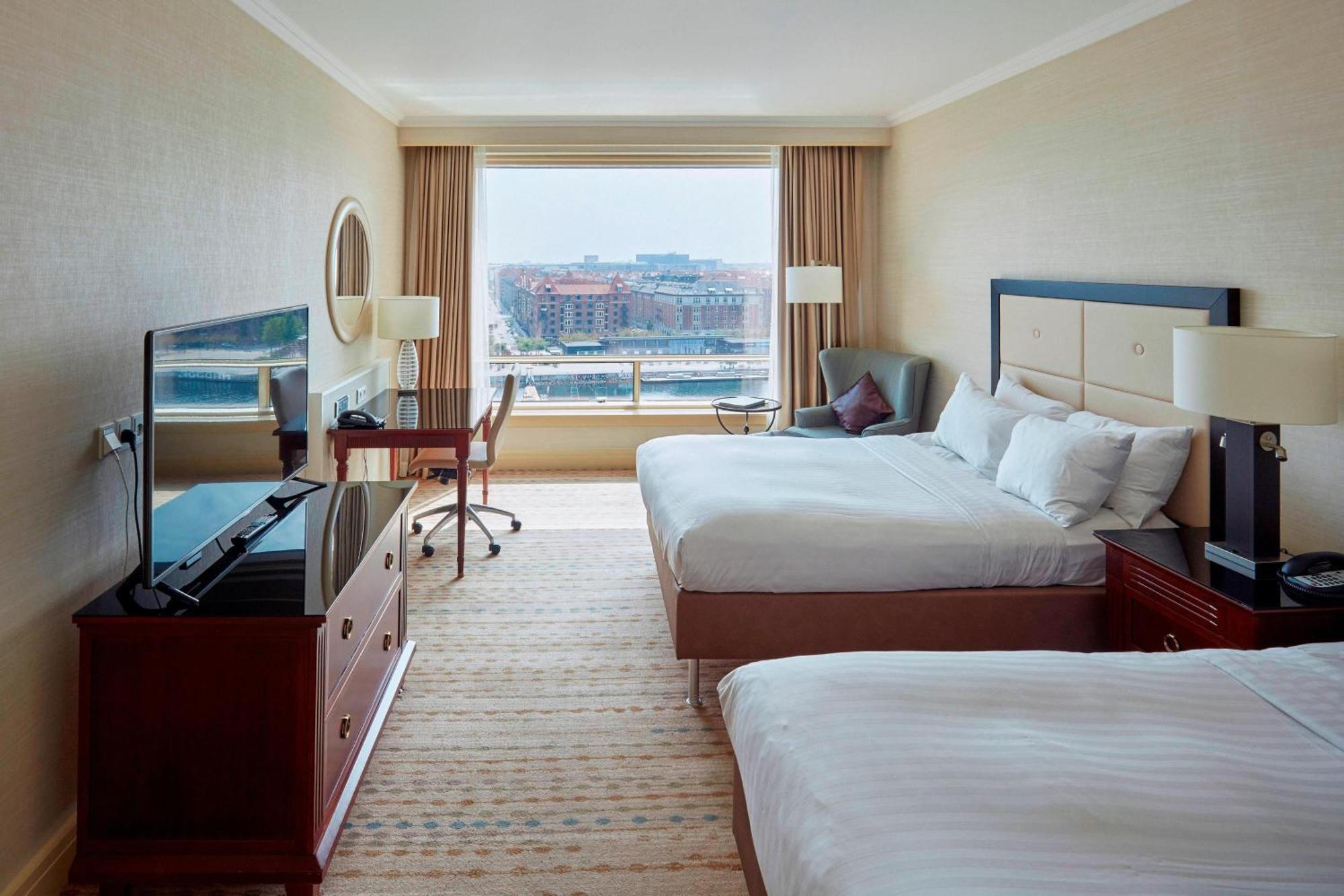 Deluxe Guest room 2 Double City view