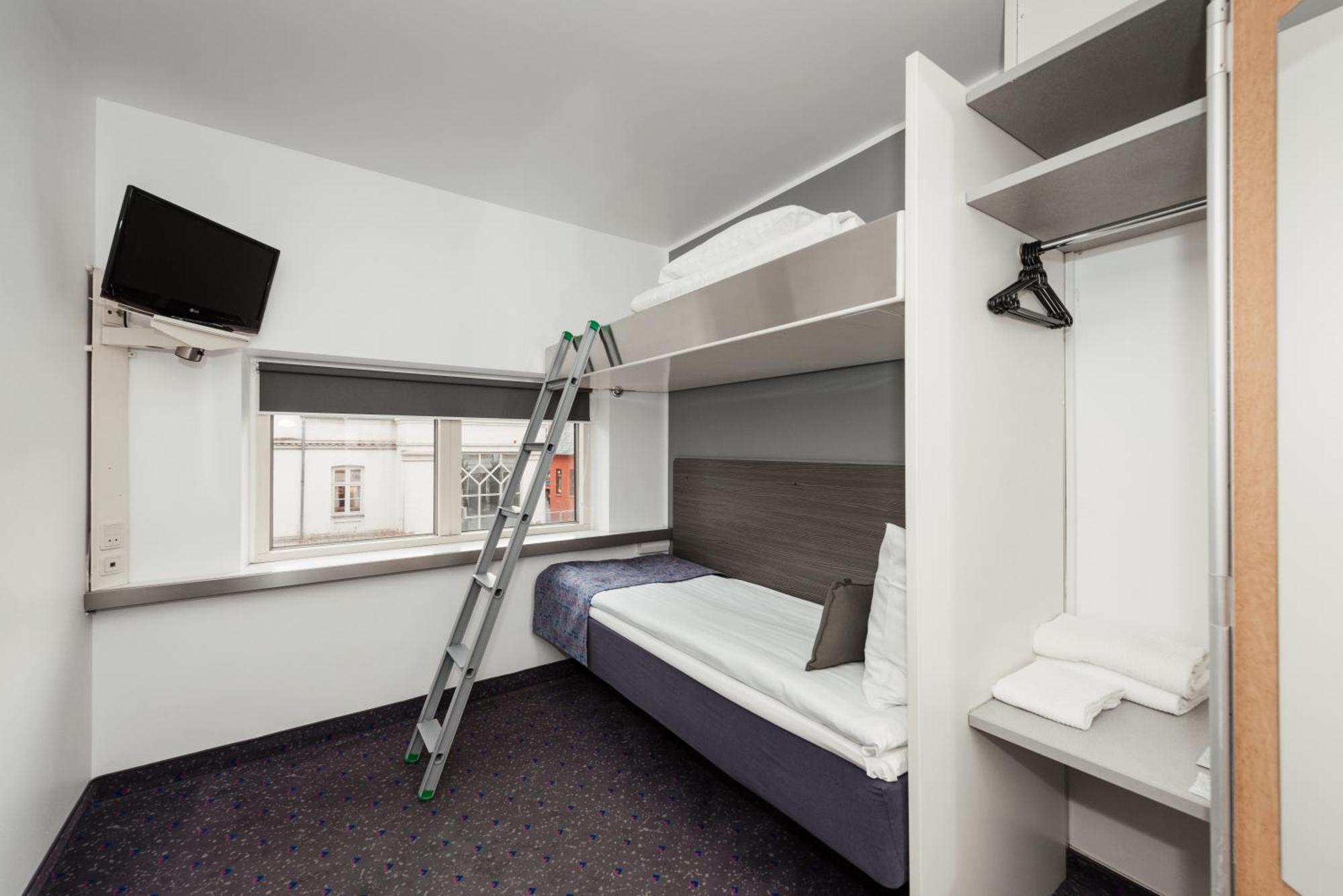 Economy Room with Bunk Beds,1624316677:JPEG