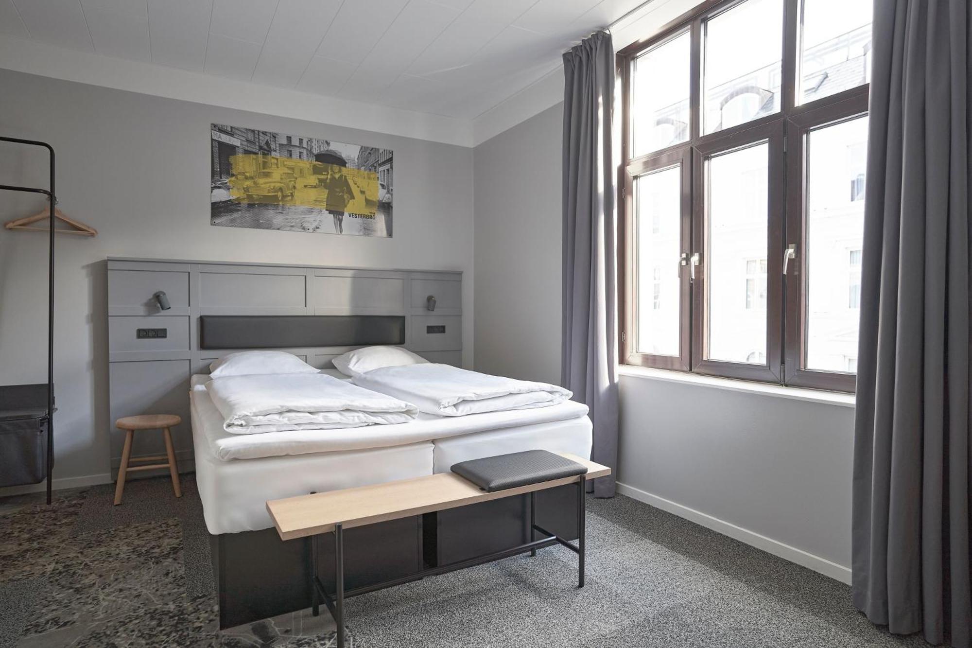 Standard Double Room King Bed