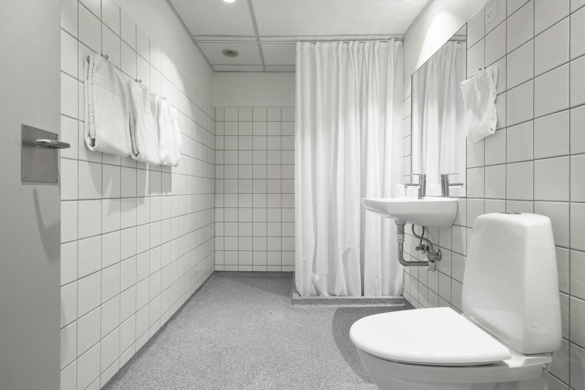 Larger Family Room with King and Sofa Bed - City View,1643753076:JPEG