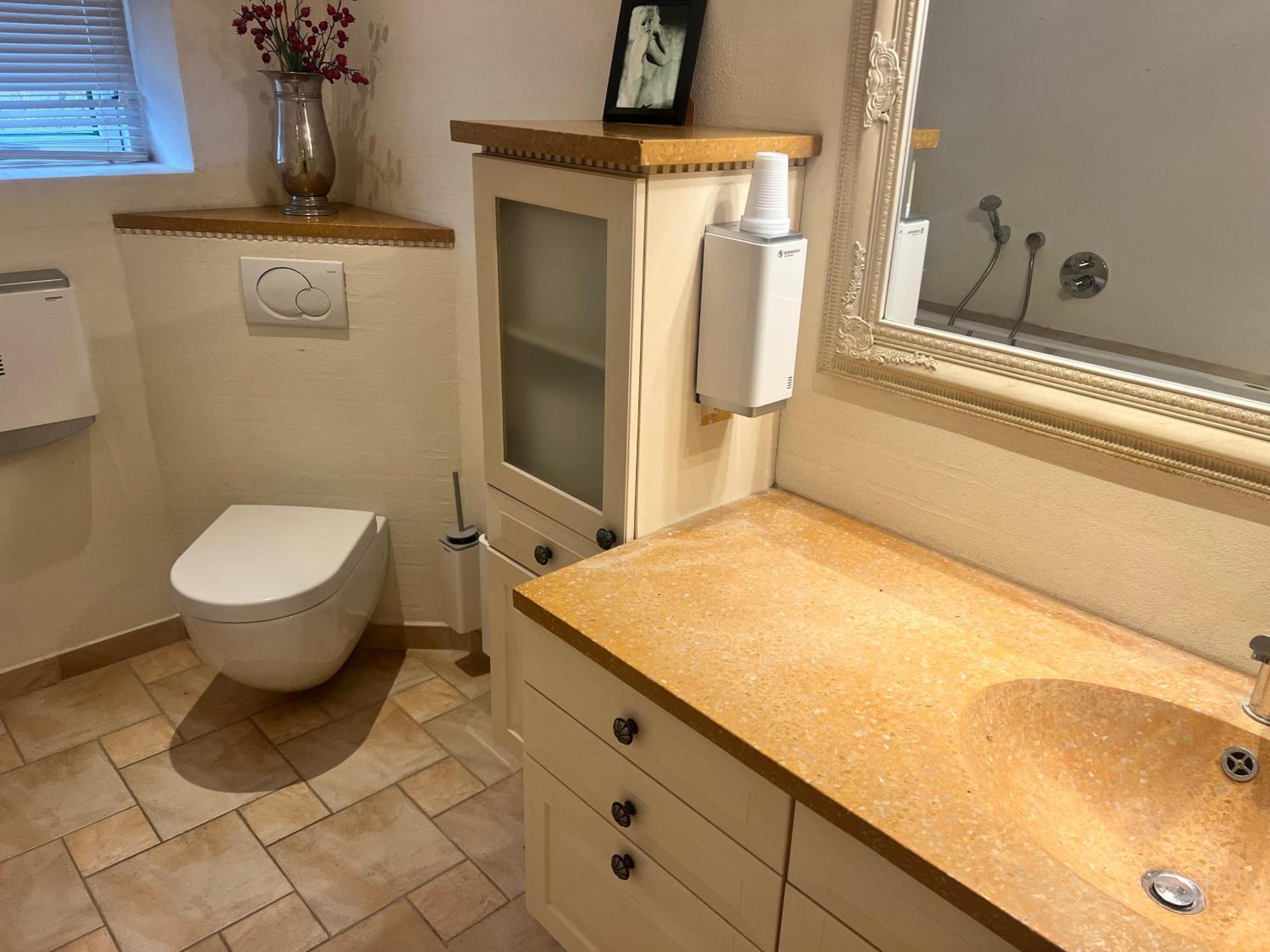 Double or Twin Room with Shared Bathroom,1644416780:JPEG