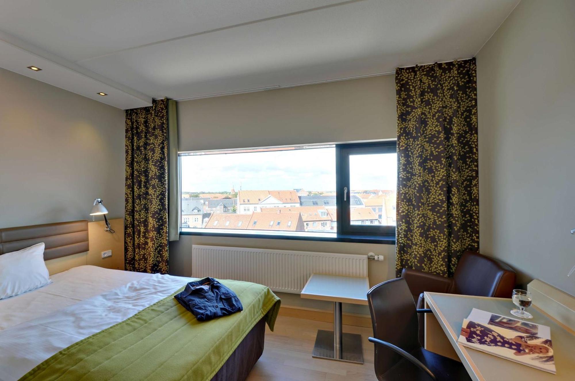 Single Room,1649889661:JPEG