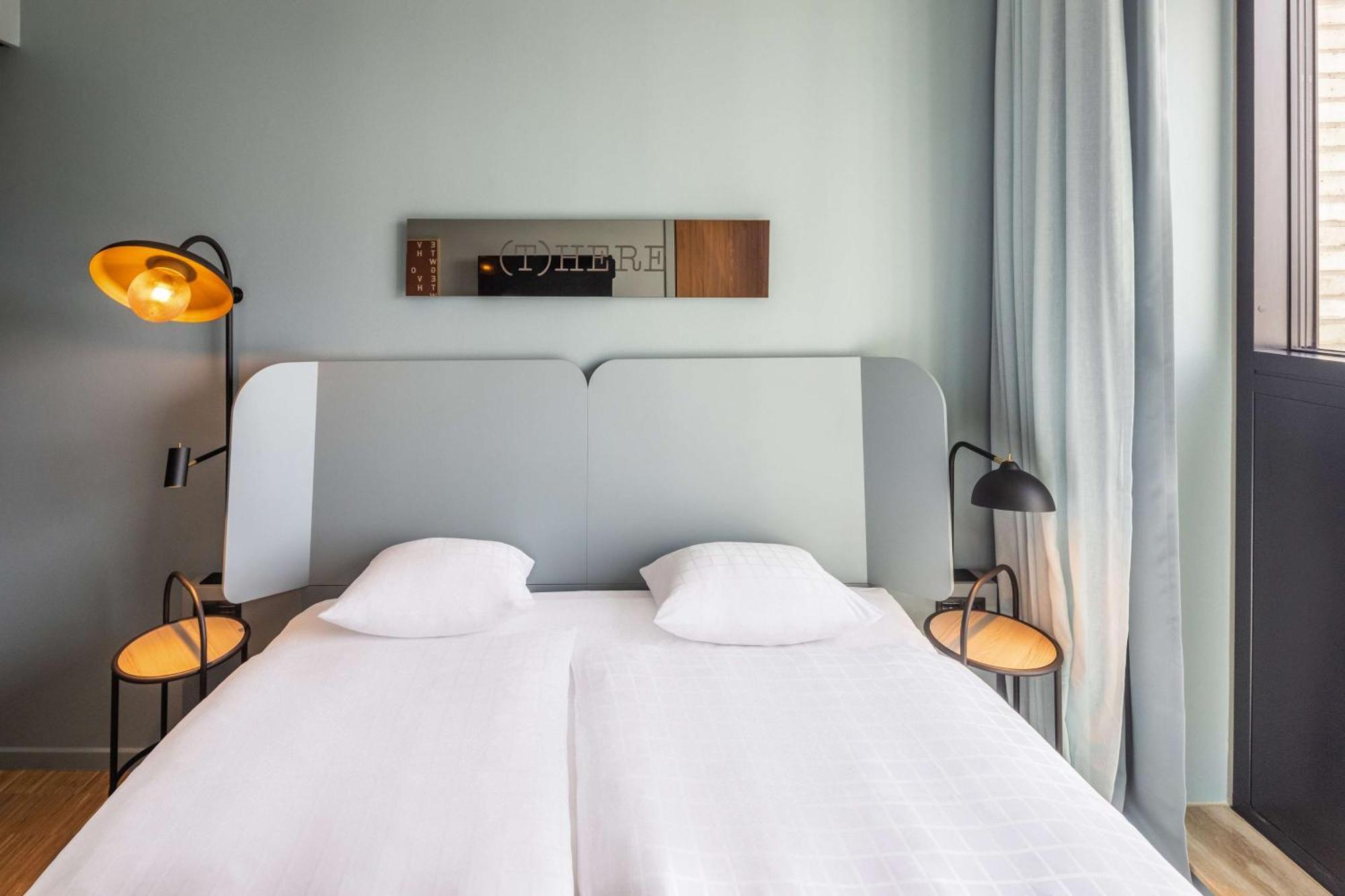 Small Double Room Wellness pool access