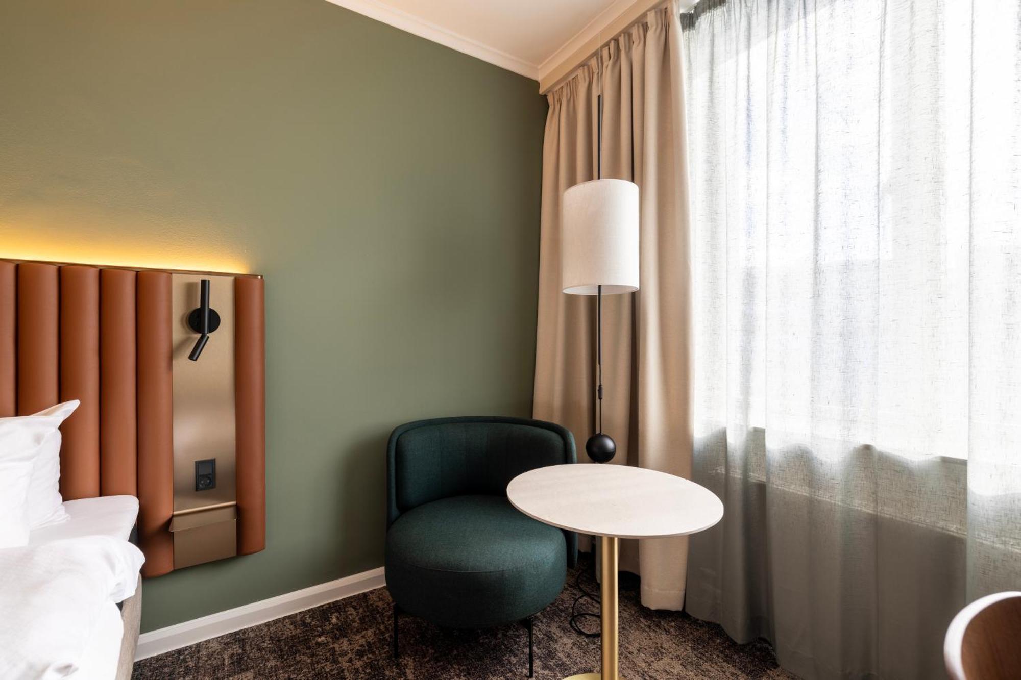 Superior Single Room,1660282894:JPEG