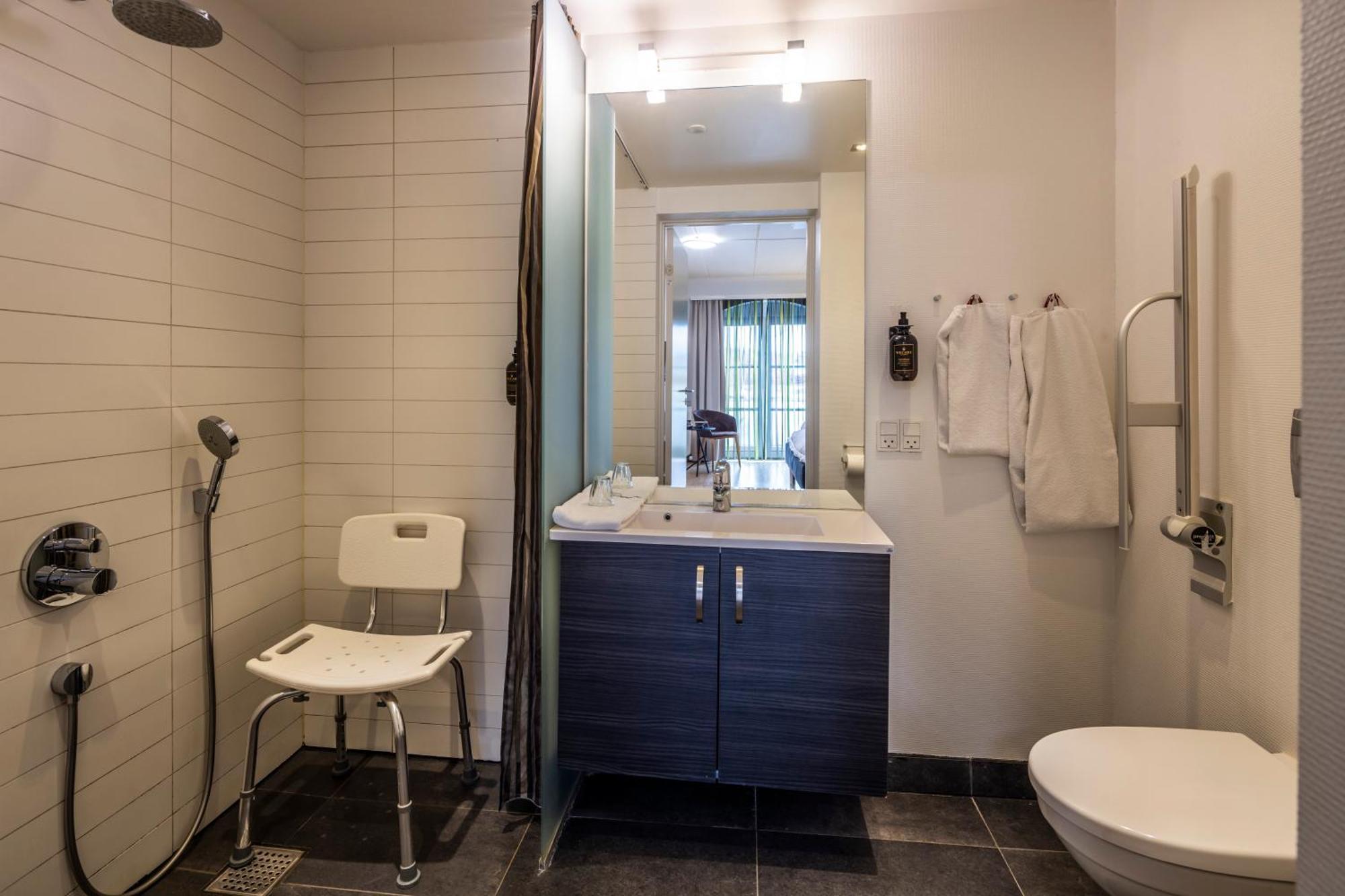 Single Room Disability Access,1673353787:JPEG