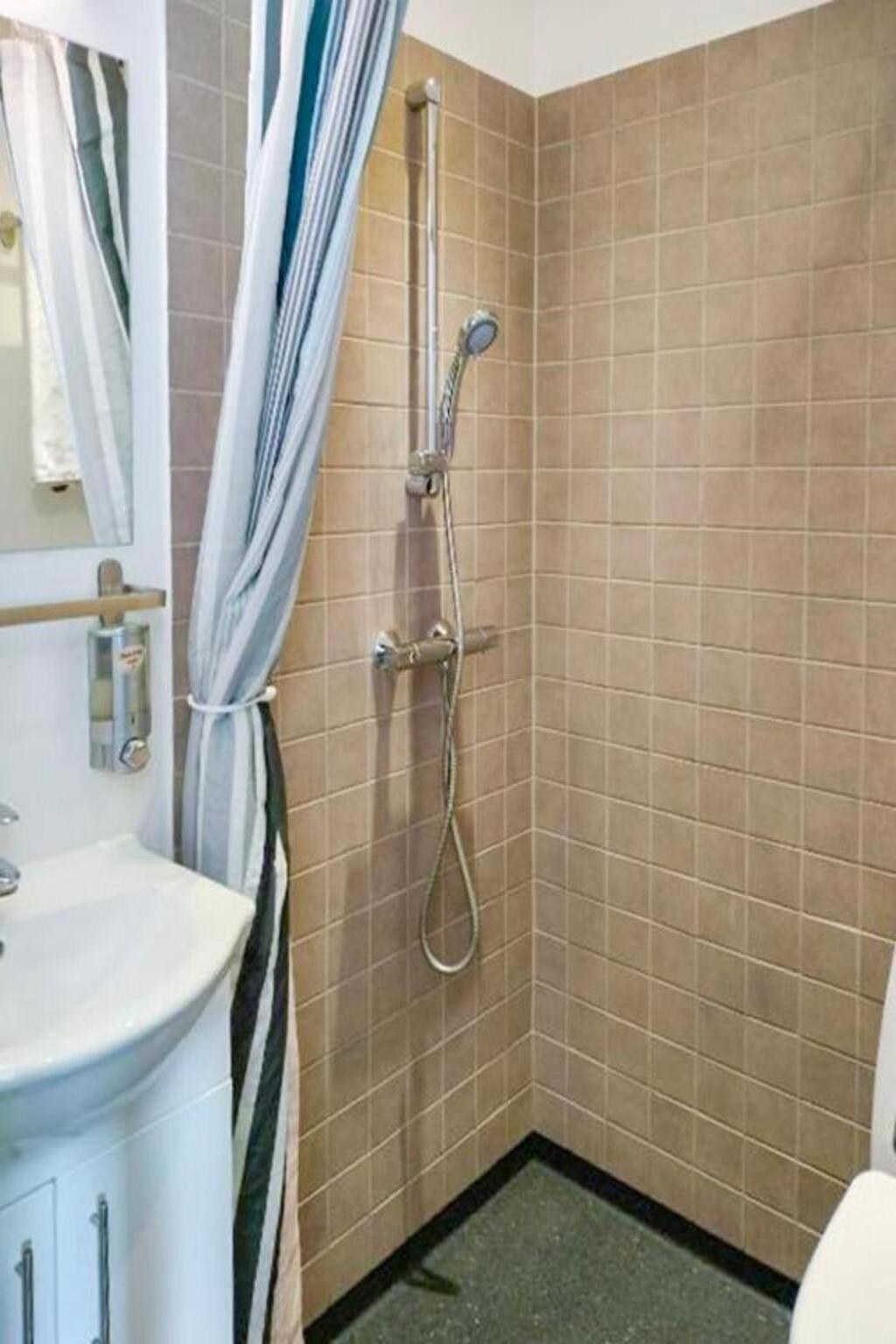 Premium Single Room