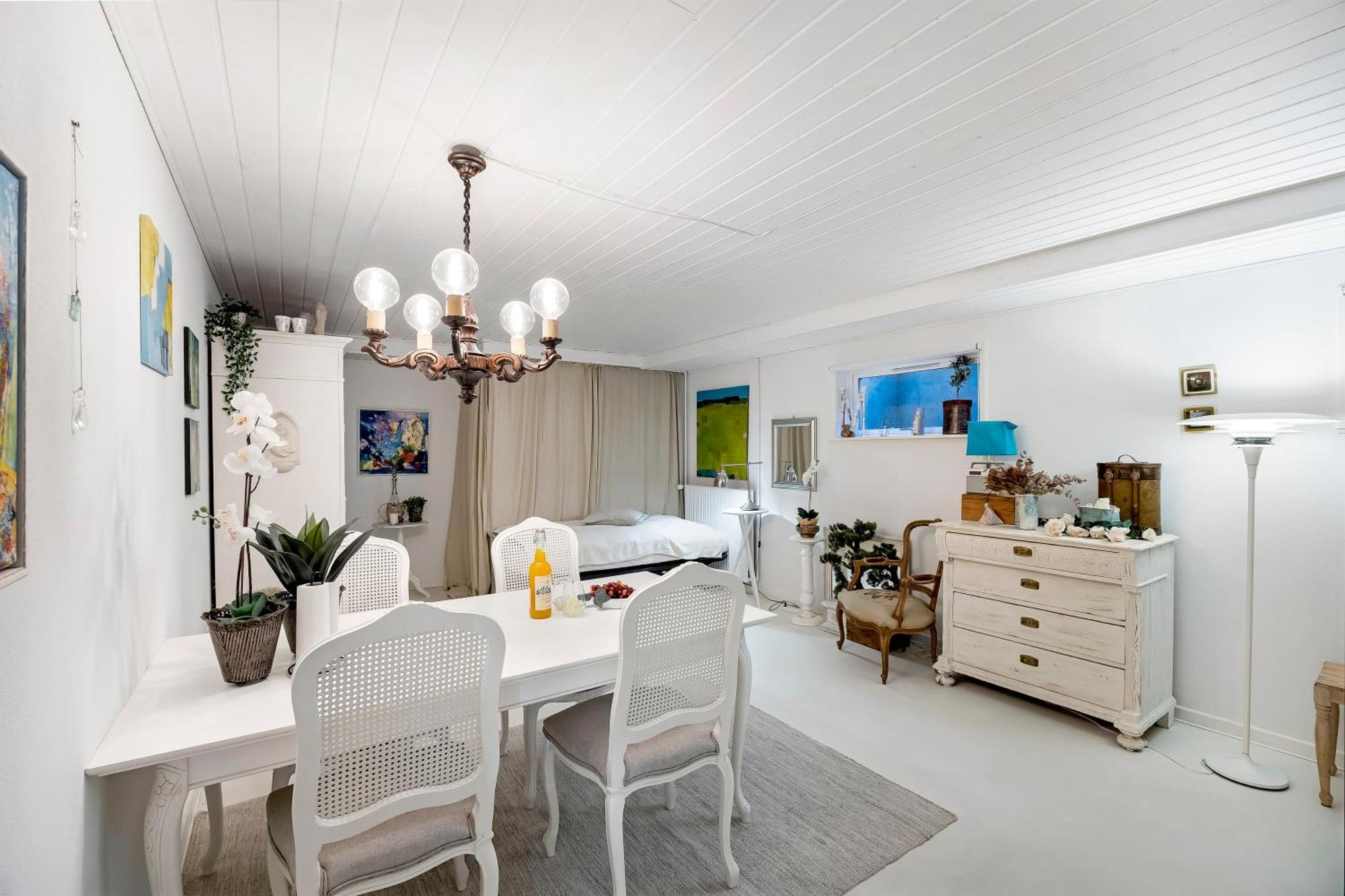 Basic Triple Room