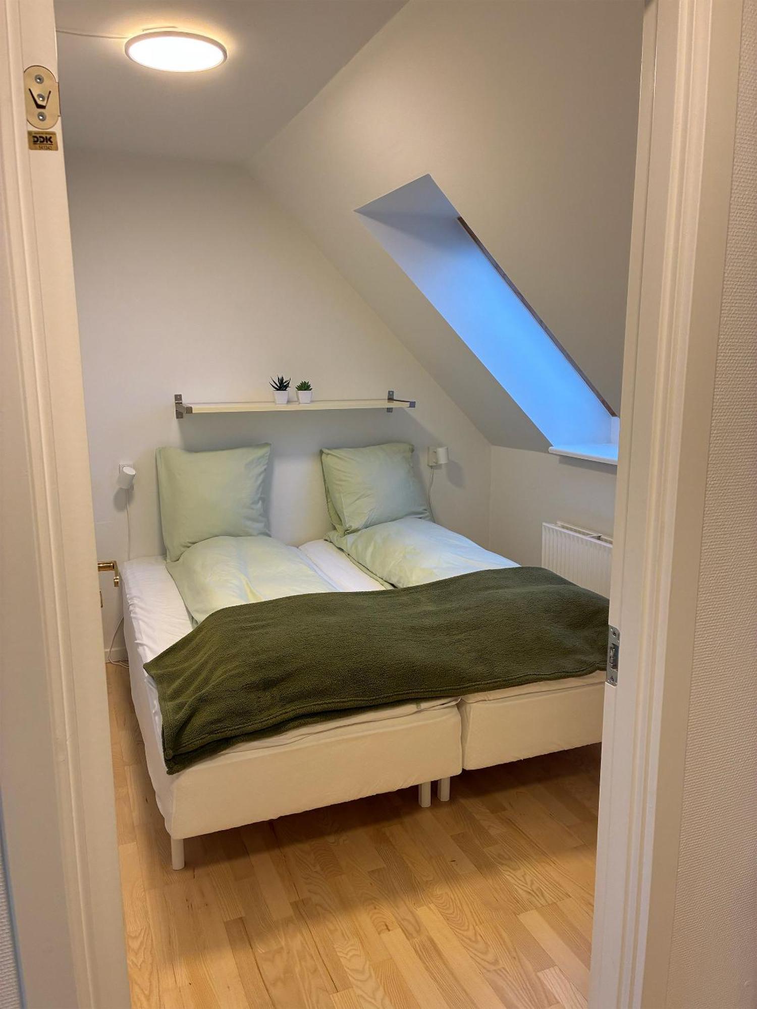 Deluxe One-Bedroom Apartment Ocean View