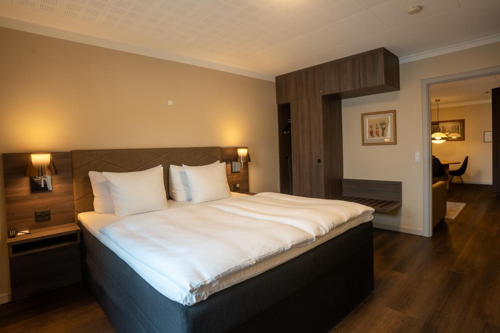 One-Bedroom Suite,1771732376:JPEG