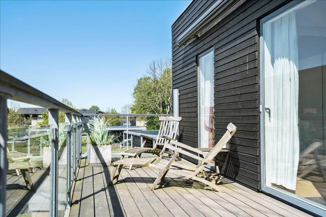 Two-Bedroom Apartment Balcony Terrace