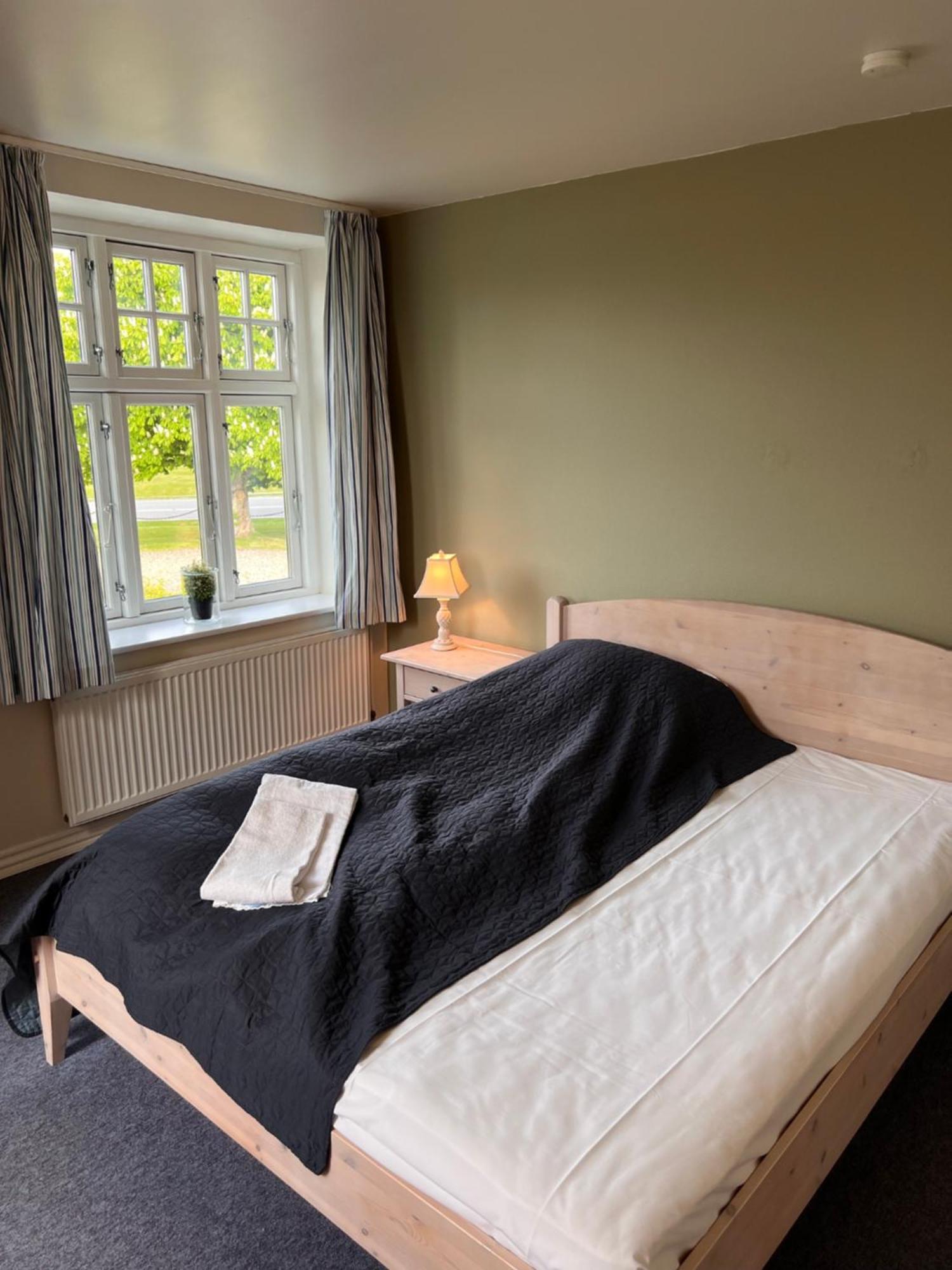 Double Room Private Bathroom