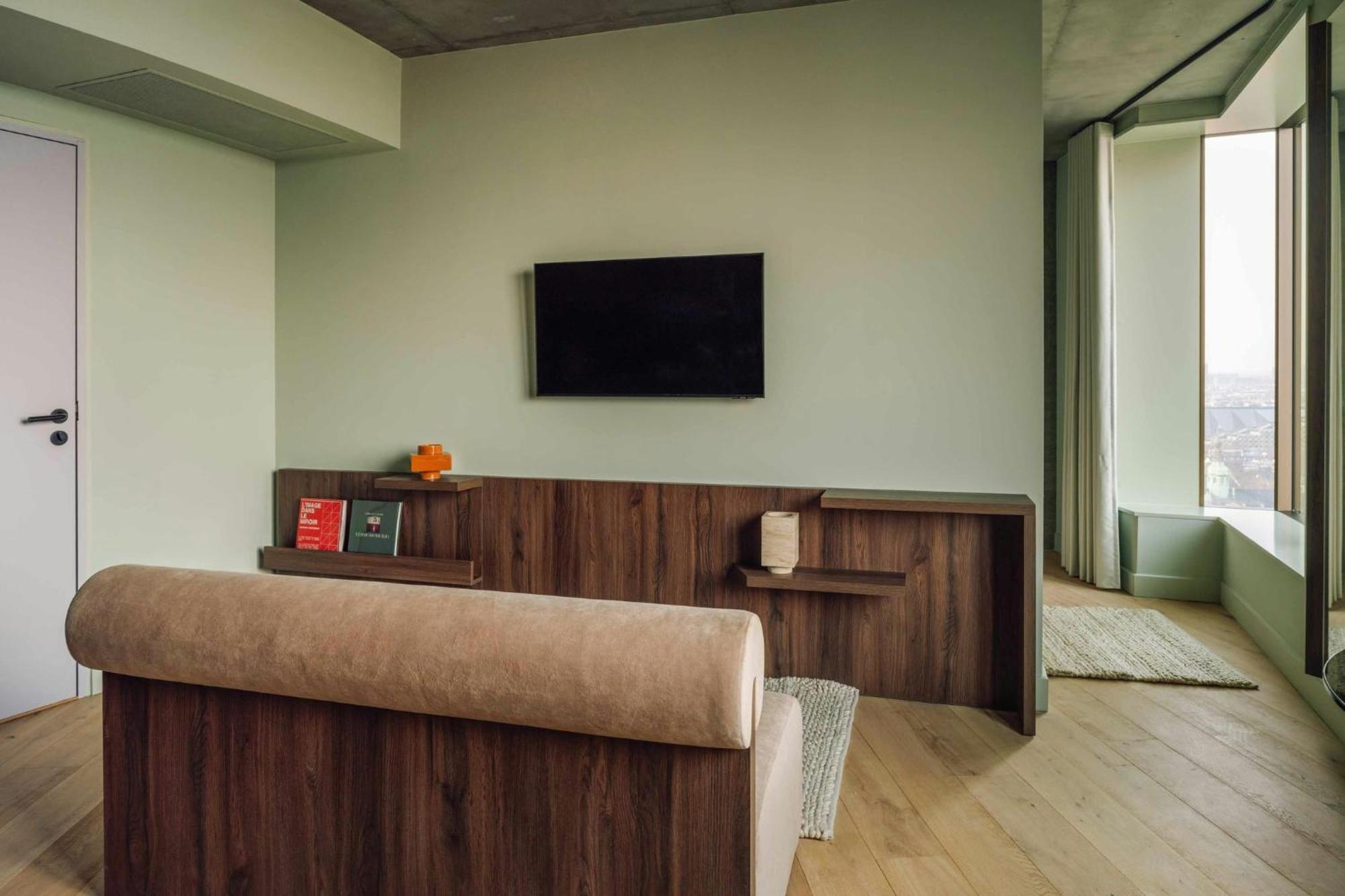 One-Bedroom Suite