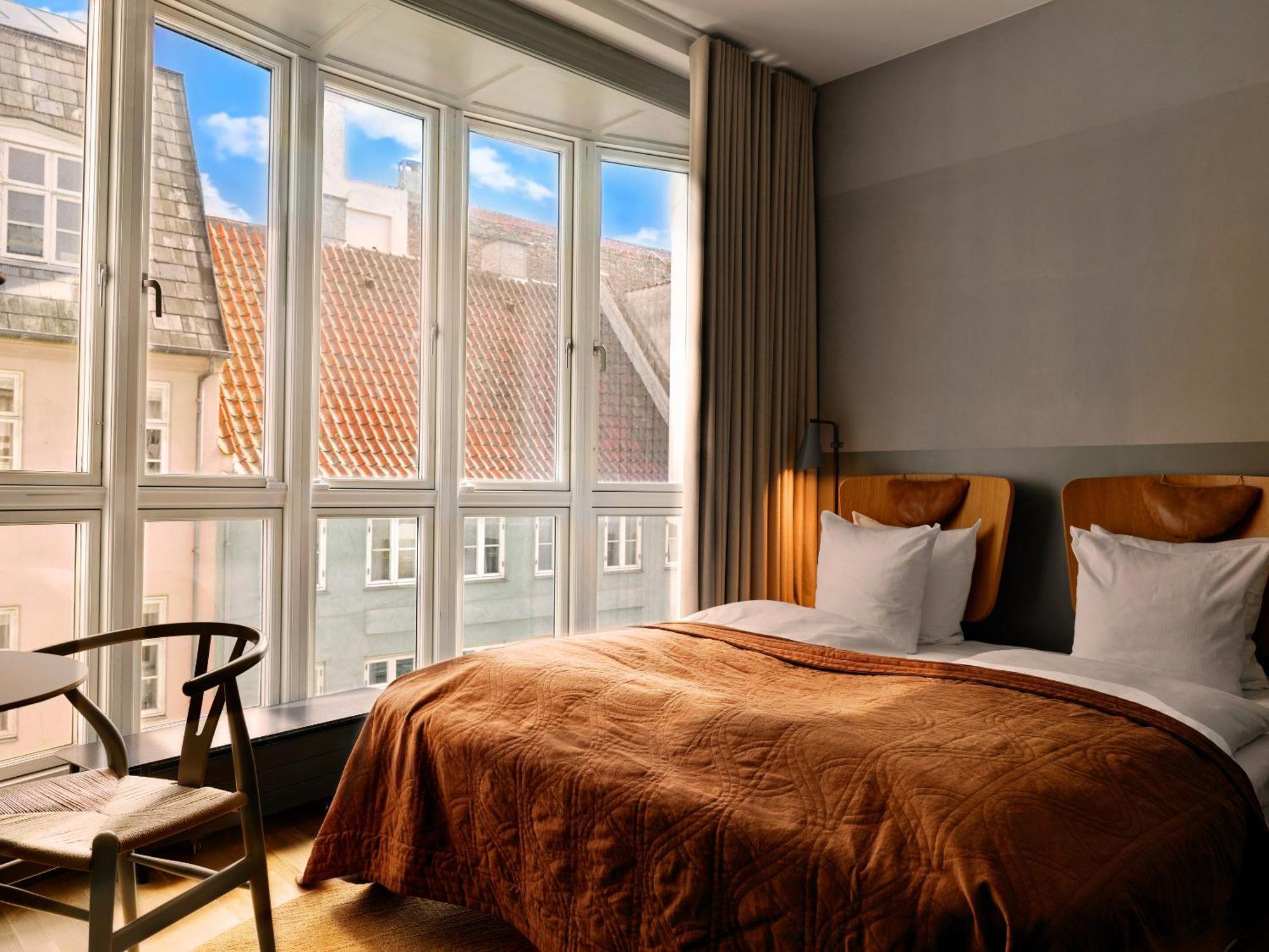 Deluxe Double Room Panoramic Window
