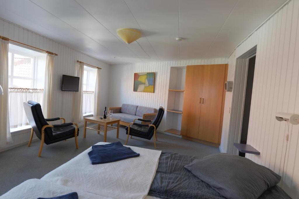Triple Room No dogs Allowed