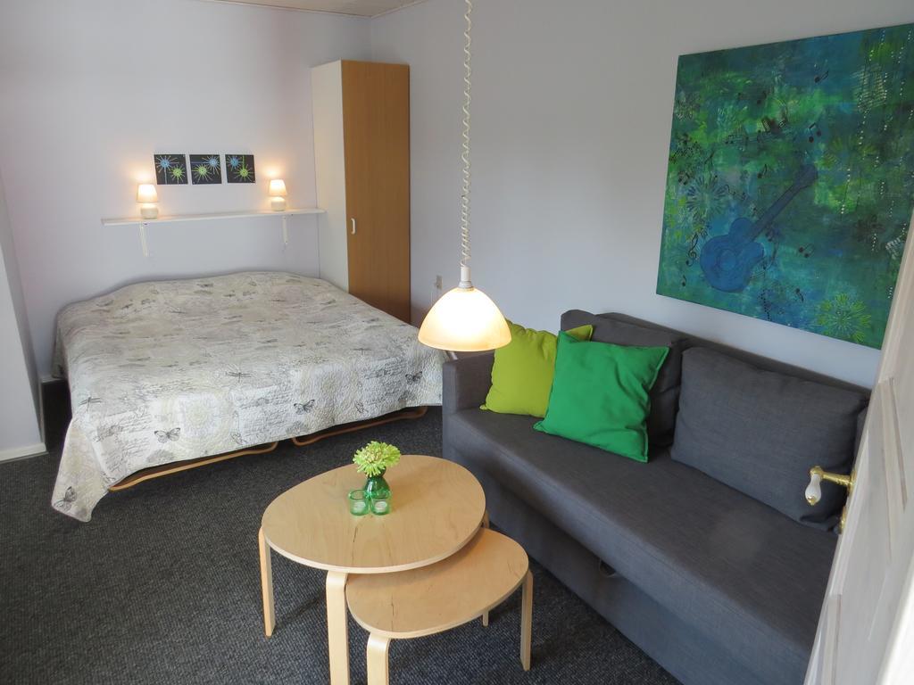 Studio Apartment
