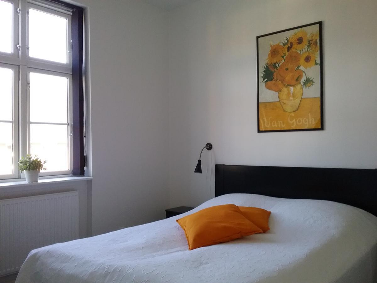 Small Twin Room,536041179:JPEG