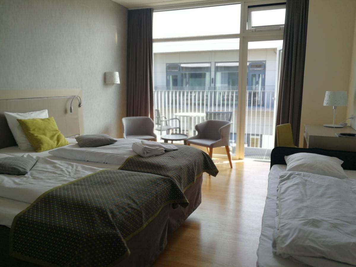 Family Room,707501704:JPEG