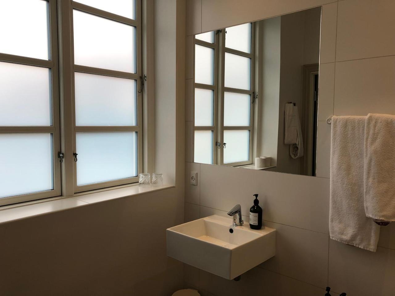 Standard Double Room,1226398019:JPEG