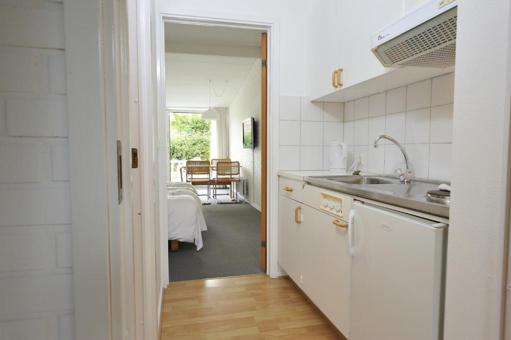 Studio Apartment,8233703:JPEG