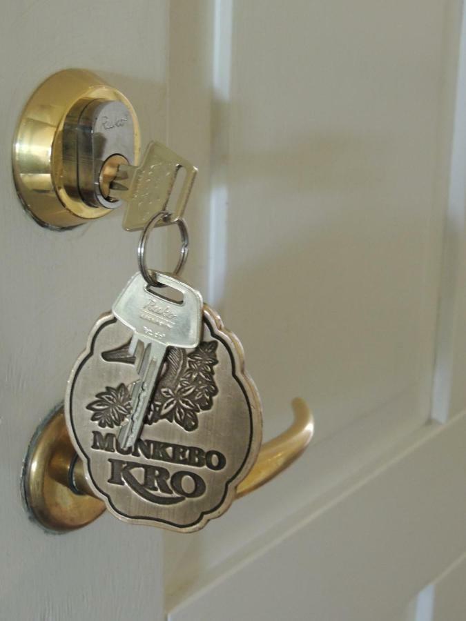 Family Junior Suite (2 Adults + 1 Children),905961574:JPEG