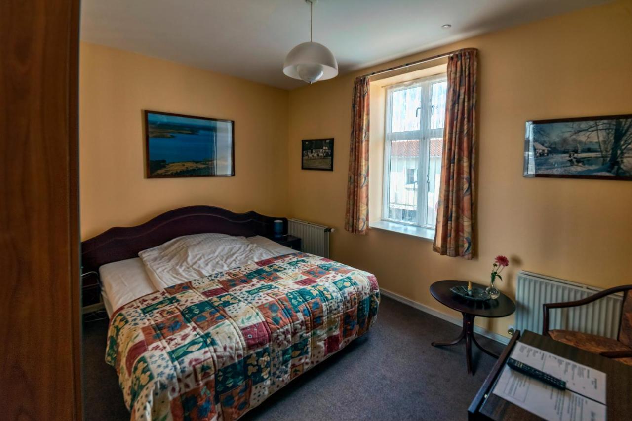 Standard Single Room,944267929:JPEG