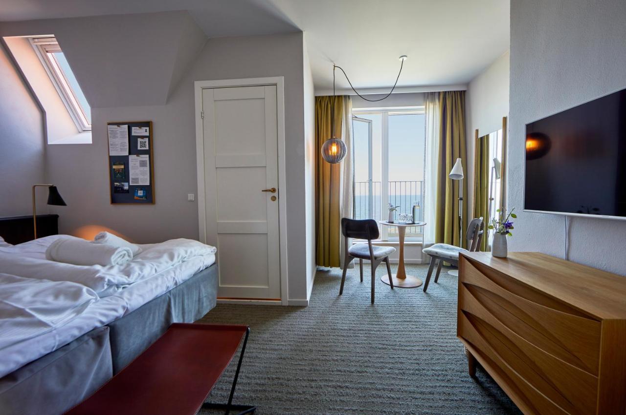 Superior Room Partial Sea View