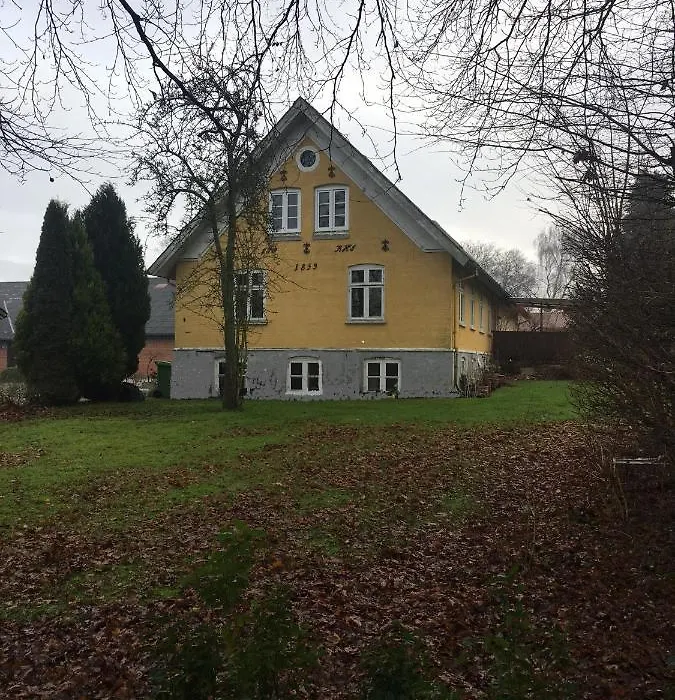 Allesø Gl. sognefoged gård-1