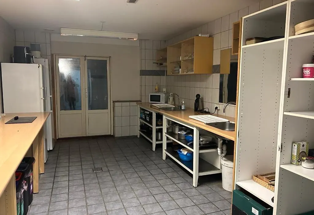 Hostel Mors-1