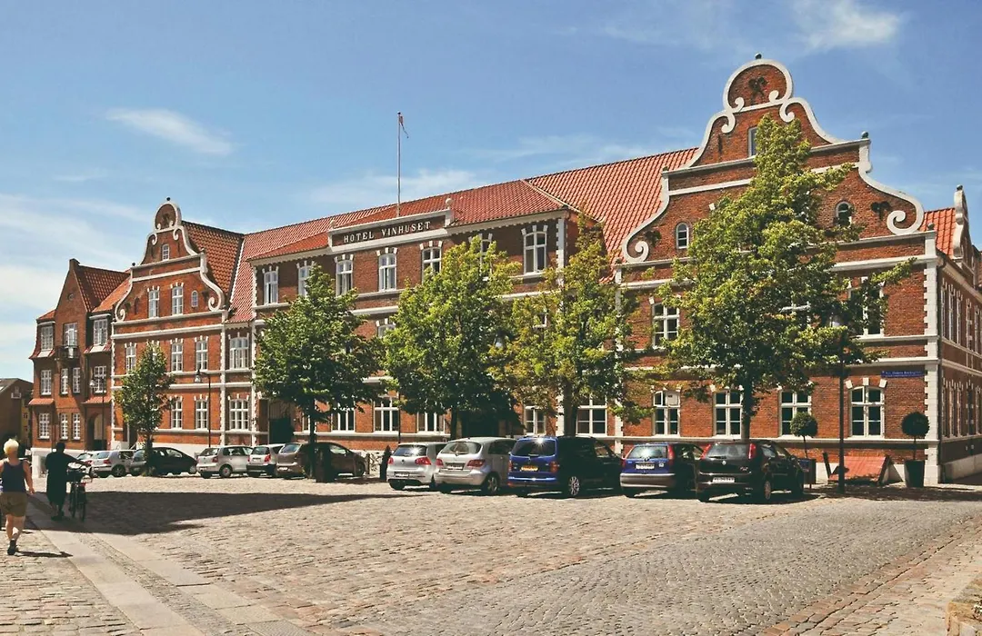 Hotel Vinhuset-1