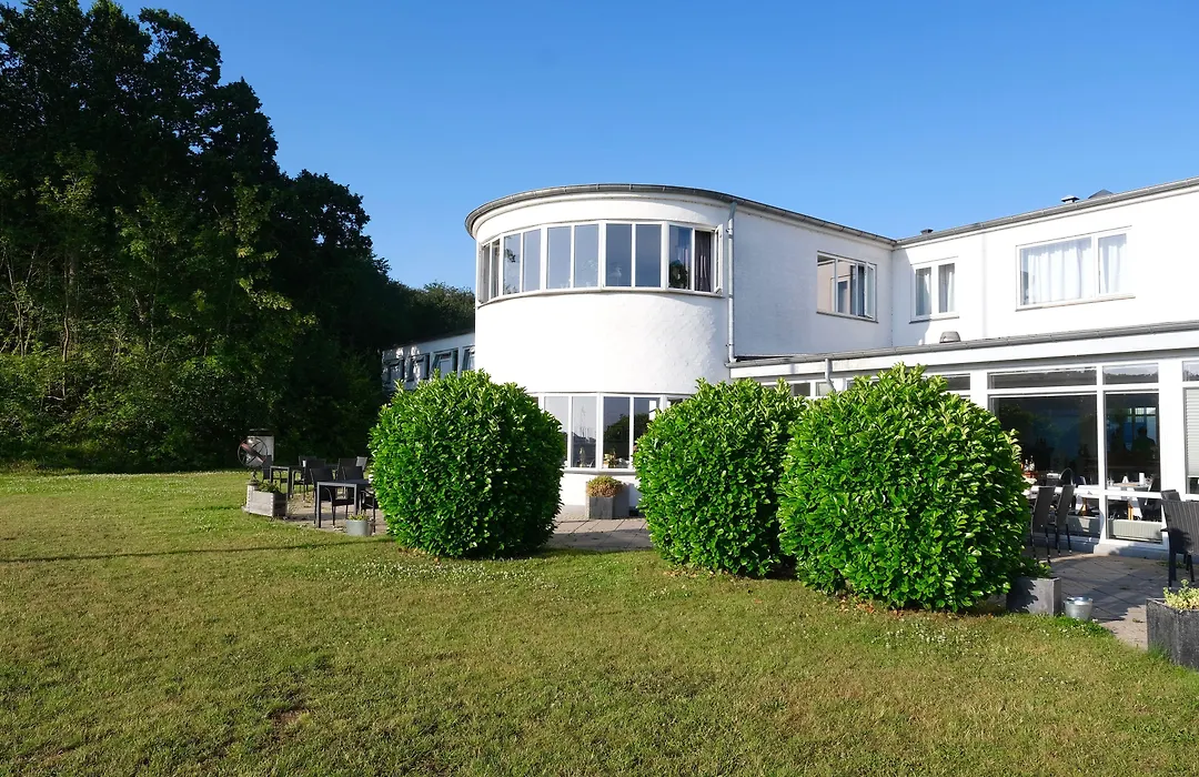 Hotel Juelsminde Strand-1