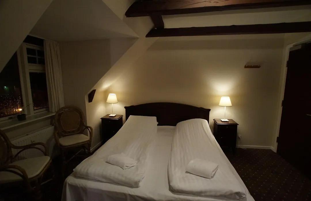 Foldens Hotel-1