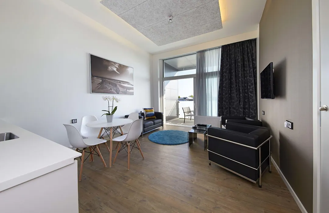 Living Suites-1