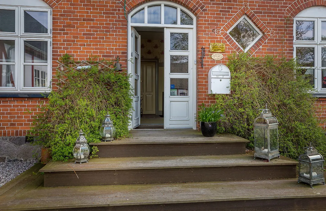Jungshoved Præstegård B&B-1