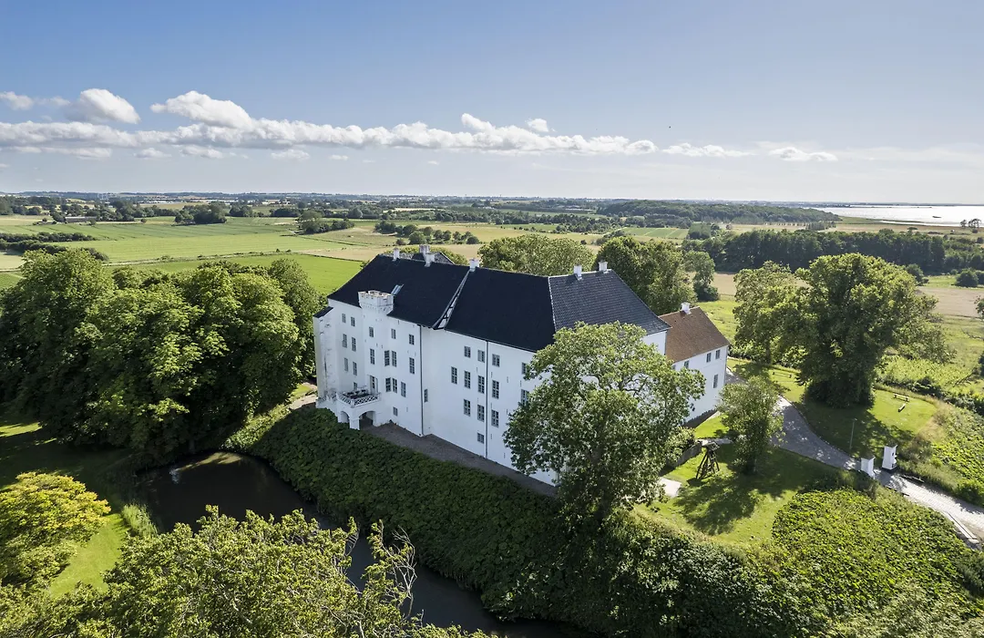 Dragsholm Slot-1