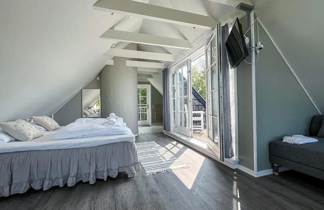 Hotel Strandgaarden-1